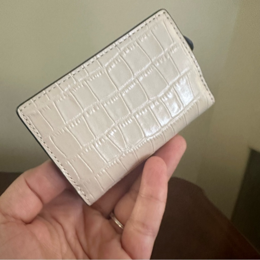 New Coach Micro Wallet - Picture 14 of 16